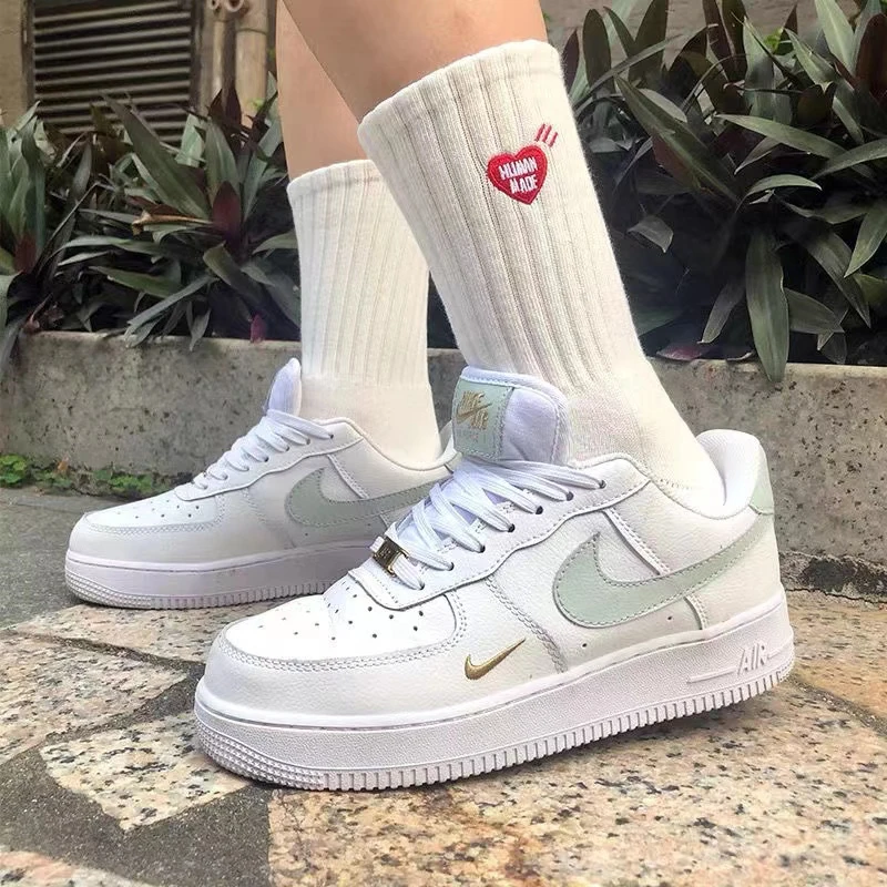 3 Pairs/Box Warm Simple Letter Love Stockings Cotton Harajuku Soft Ins Embroidery Thick Long Sport Gifts Men Women Socks Pack