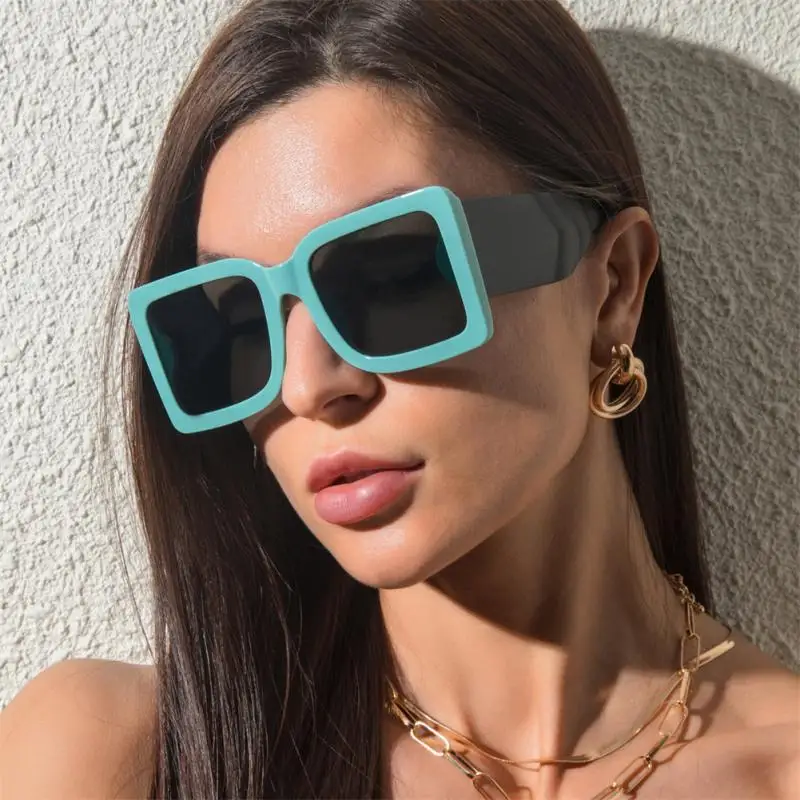 

New Fashion Trend Big Frame Square Sunglasses Ladies Personality Wide Legs Contrast Sunglasses Vintage Square Sun Glasses