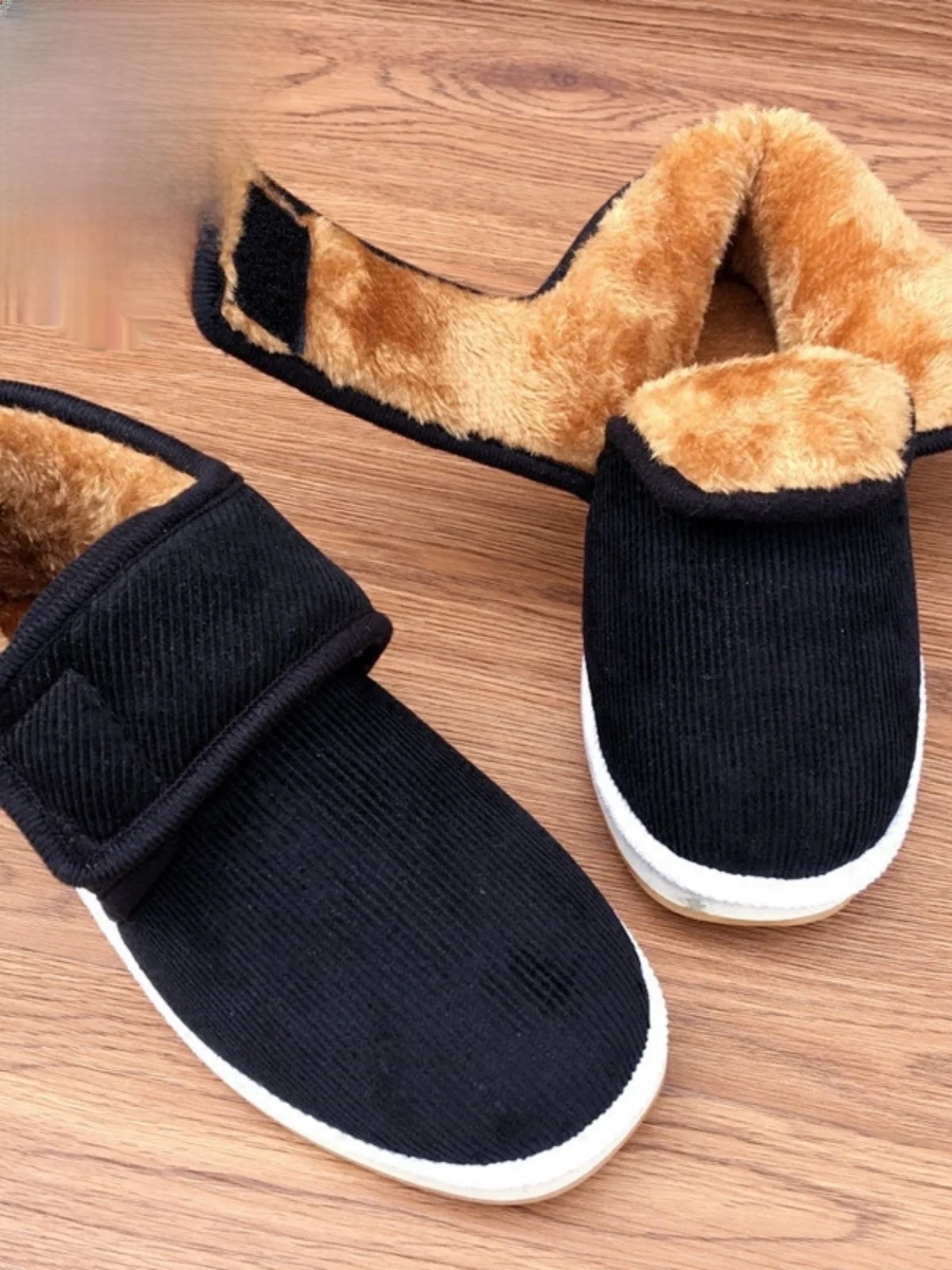 Winter Old Beijing Cotton-padded Shoes Men's and Women's Fleece-lined Thickened Non-Slip Tendon Bottom Black Handmade Warm Co...
