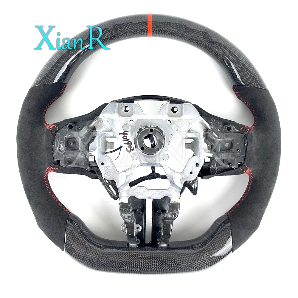 Индивидуальное черное рулевое колесо из алькантары сотового углеродного