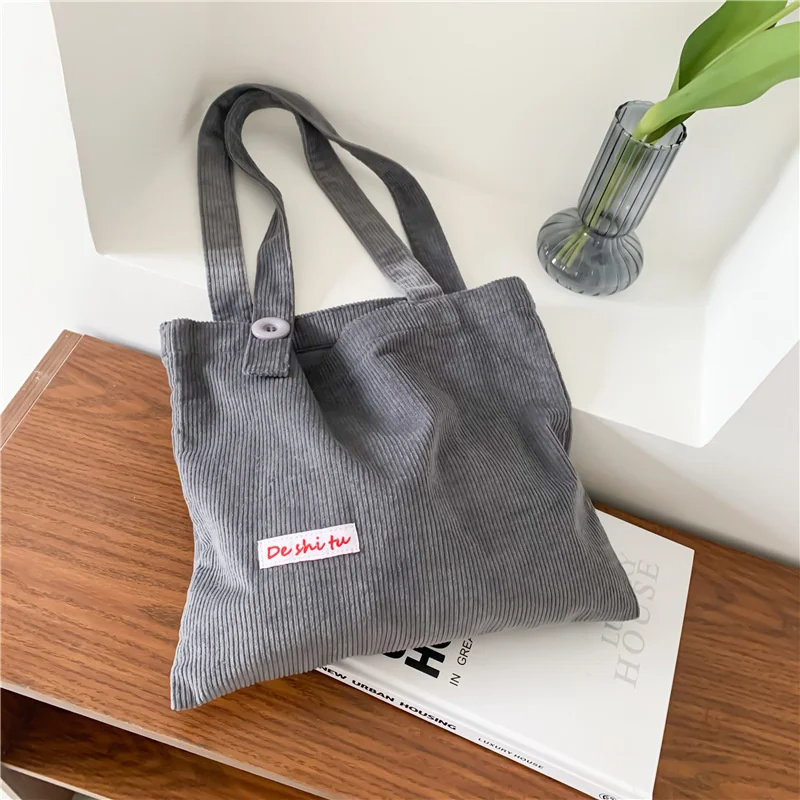 

2023 new leisure corduroy single shoulder bag fashion student large capacity literature and art handbag Canvas Messenger Bag fem