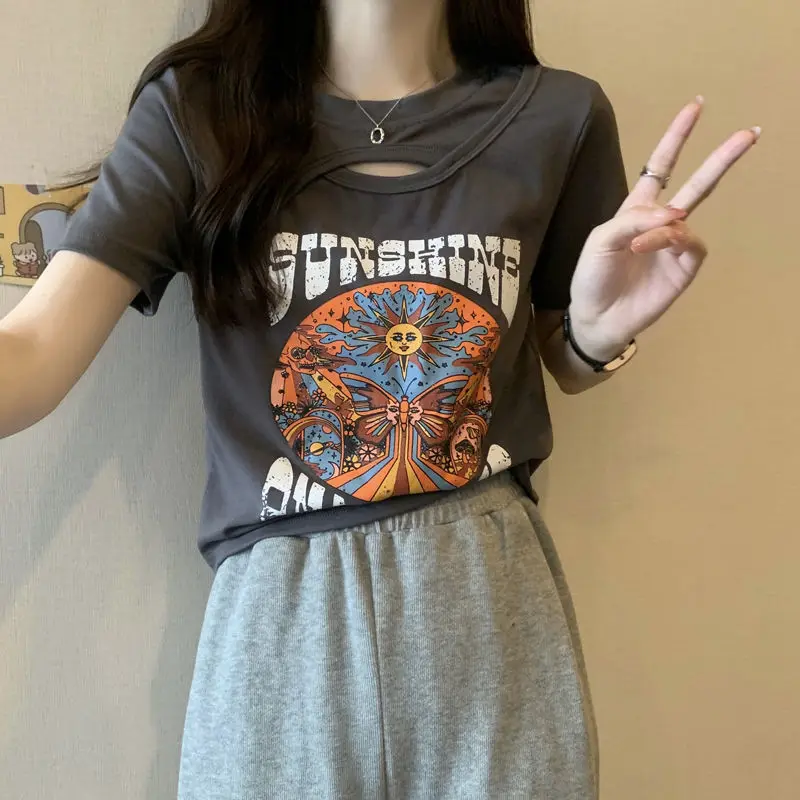 

Large Size Spice Girl Crew Neck Hollowed Out Short Sleeve Top Women 2023 Summer Niche Design Sense Print Fashion Slimming Tshirt