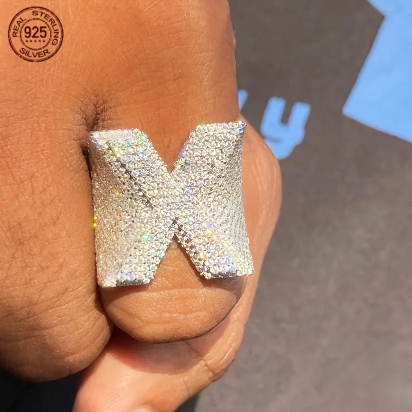 Фото Полностью Iced Out Initial X Diamond Letter Кольца для мужчин Роскошное кольцо из стерлингового серебра 925 пробы в стиле хип-хоп 5А Ювелирные изделия с цирконом и платиновым покрытием №2