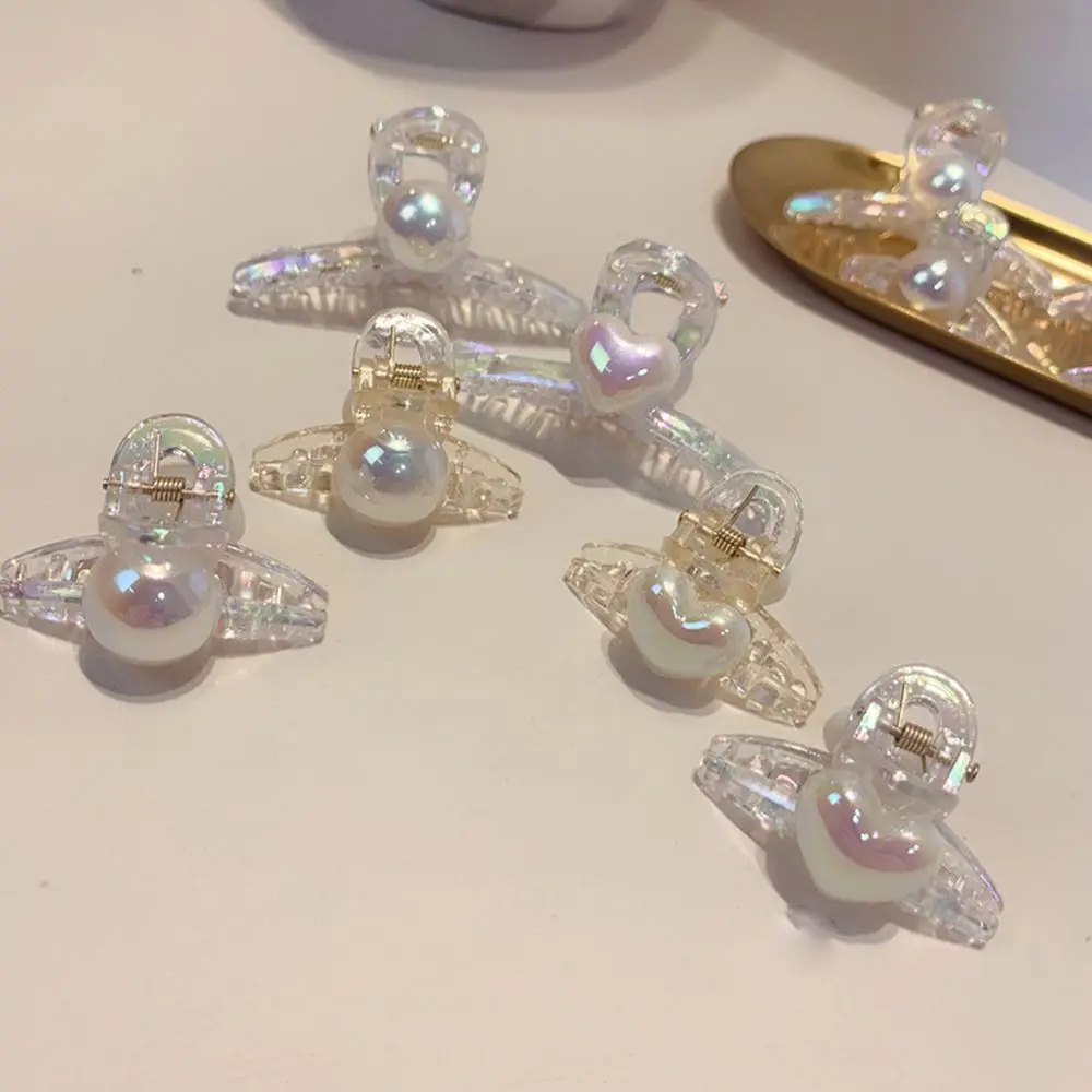 

Mermaid Color Small Hair Claw Girl Fashion Love Heart Shell Bead Hair Clips Cute Shark Grab Clip Women Hair Accessories