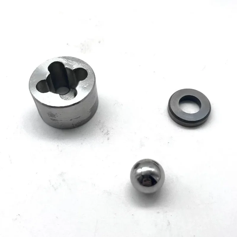 Набор из 5 деталей для распылителя краски безвоздушного Wetool 704703 направляющий