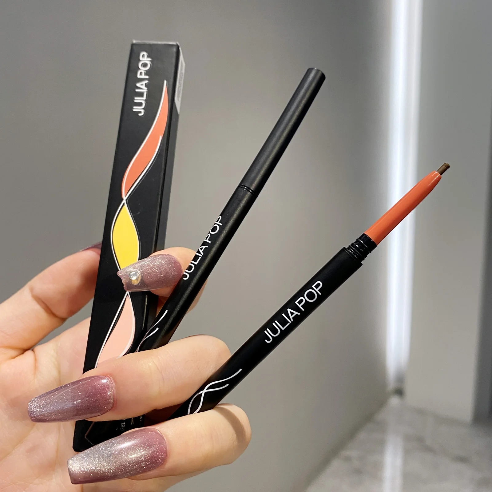 

Light Soft Color Gel Eyeliner Pen Long-lasting Easy to Draw Waterproof Eye Makeup Ultra-fine Smooth High Pigment Eyeliner Pencil