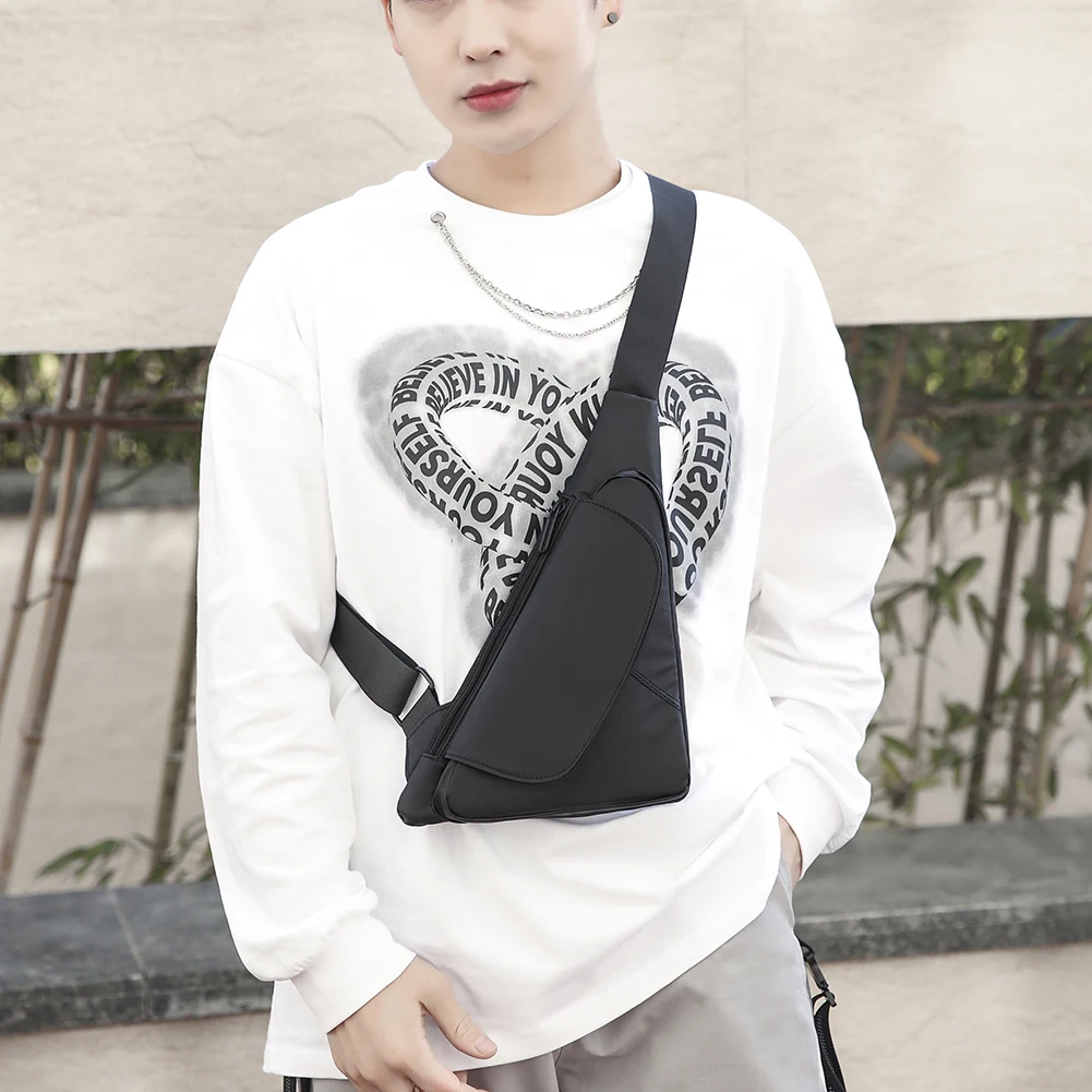 

Men's Chest Bag Triangle Sling Bags Fashion Korean-Style Sports Water-Proof Shoulder Crossbody Bag Chest Bag for Men Phone Bags