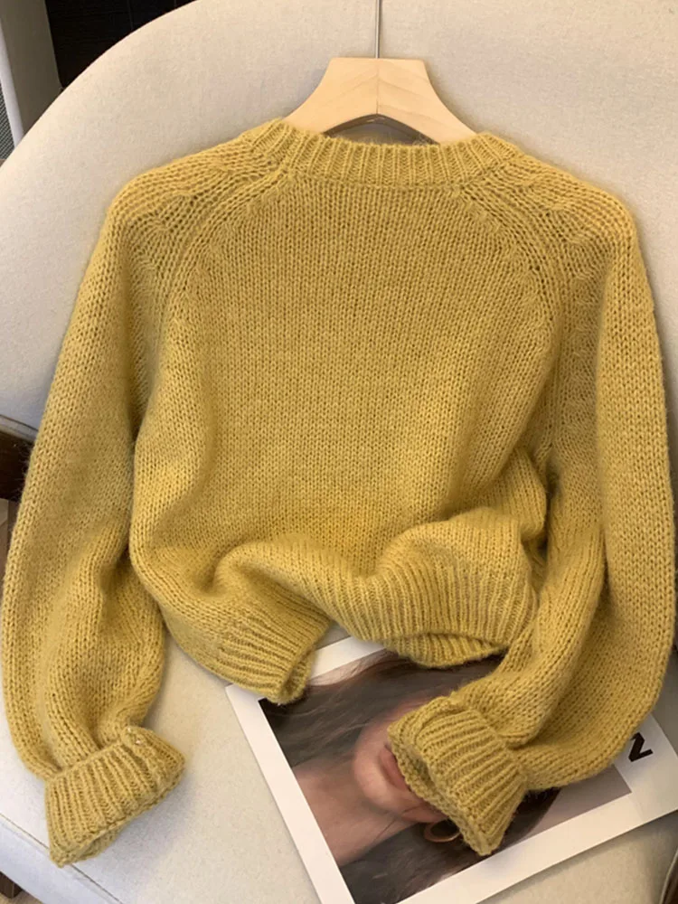 Модный простой классический вязаный свитер винтажный с круглым вырезом и