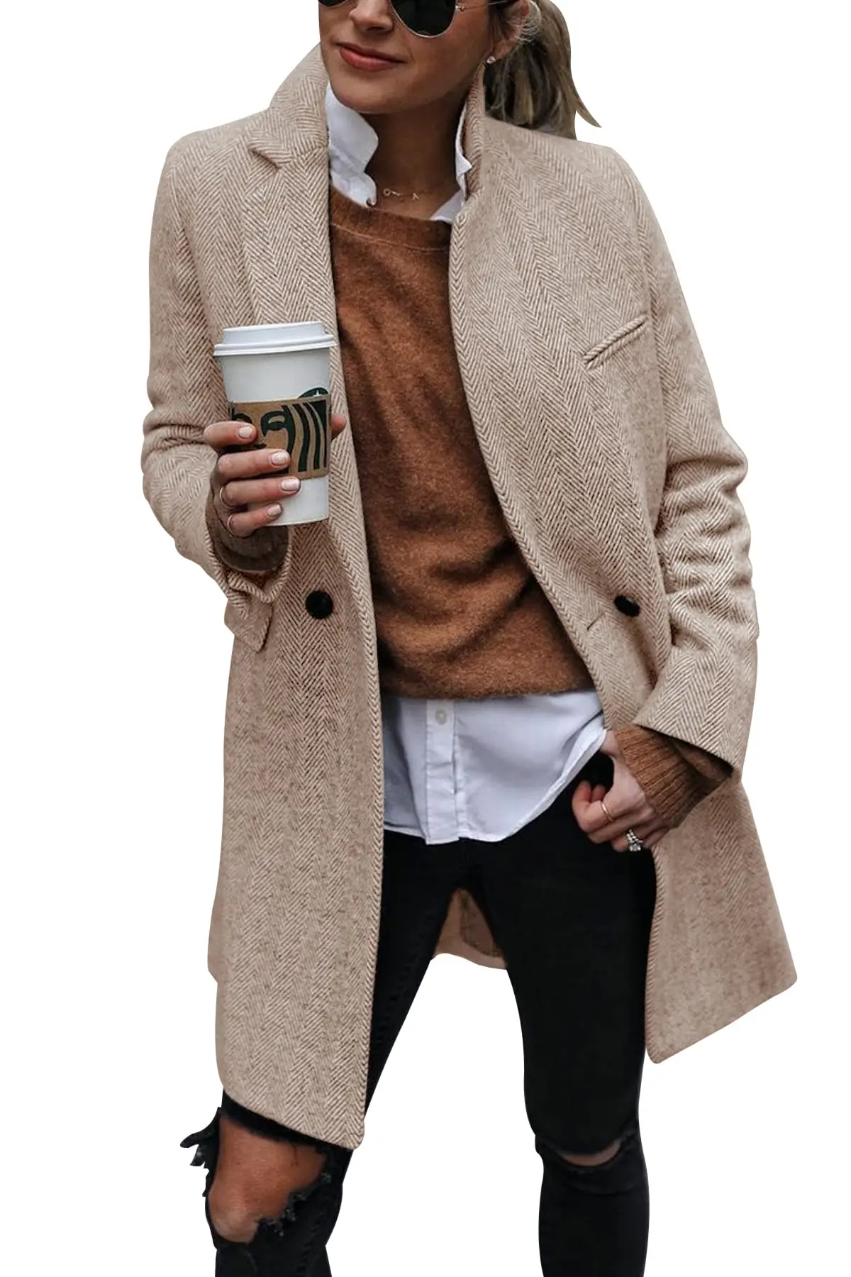 Рисунок 3 - Женский двубортный тренчкот с вырезом на воротнике