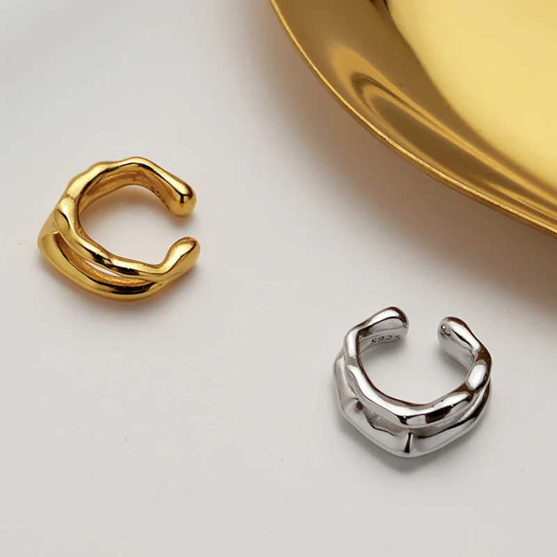 

Корейский простой Блестящий двухслойный зажим для ушей с неправильной текстурой