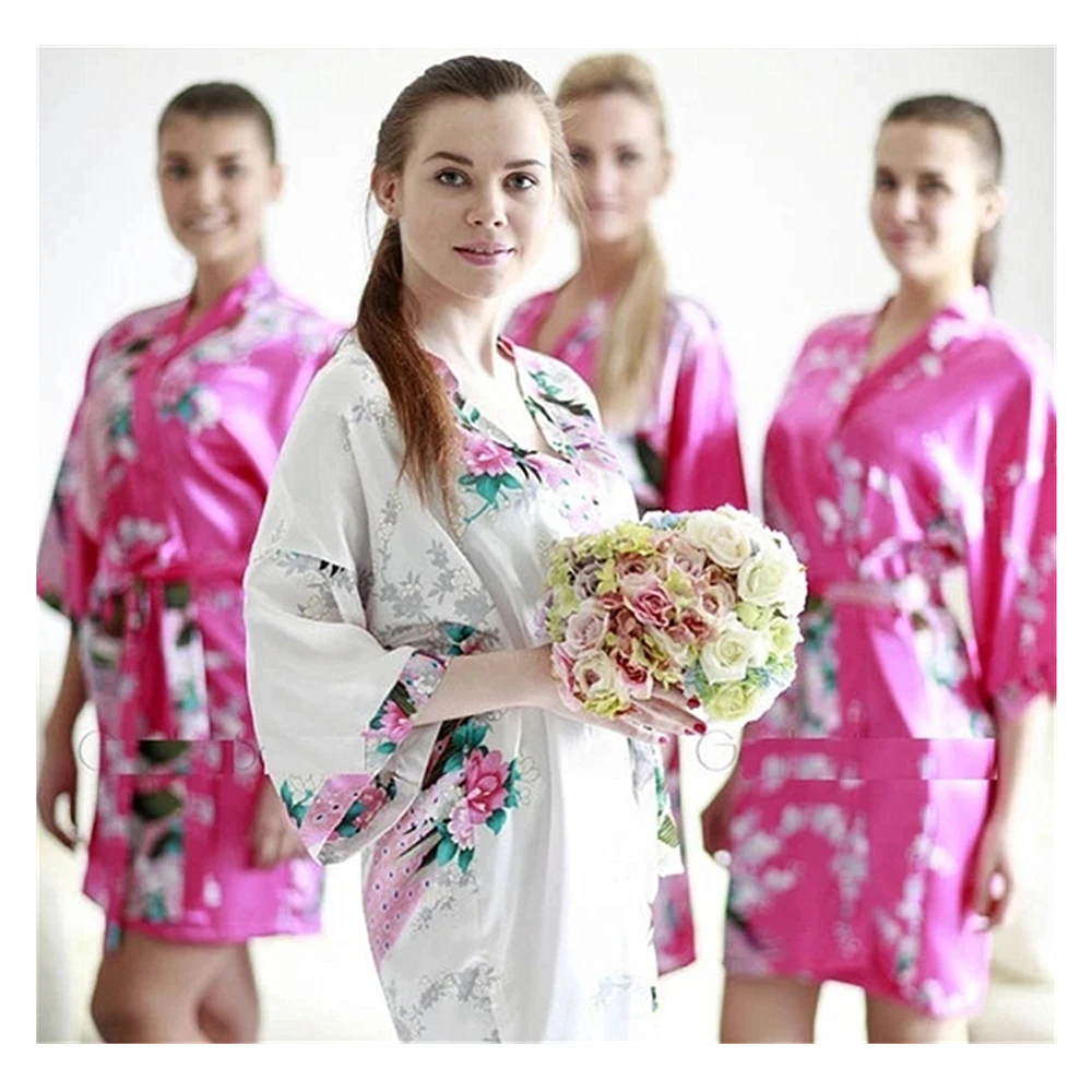 

Beautiful wedding Floral kiminos Bride Bridesmaid birthday satin silk pajamas robes bridal party Dressing Gowns party favors