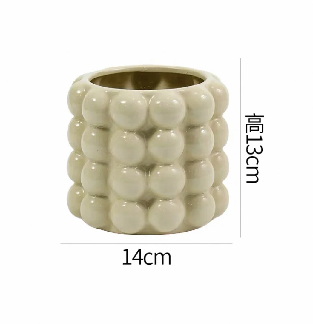 

Керамическая ваза