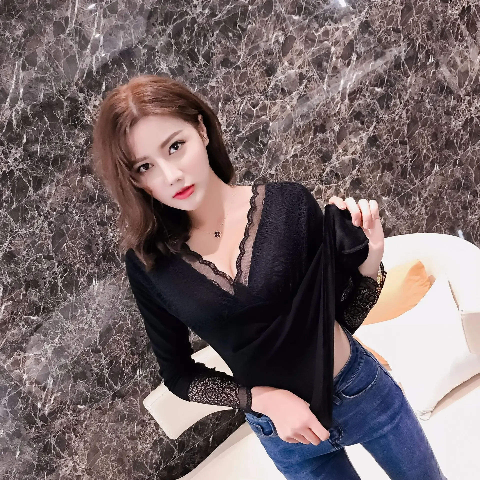 Зимний корейский стиль 2023 утолщенный теплый сексуальный бюстгальтер с v-образным