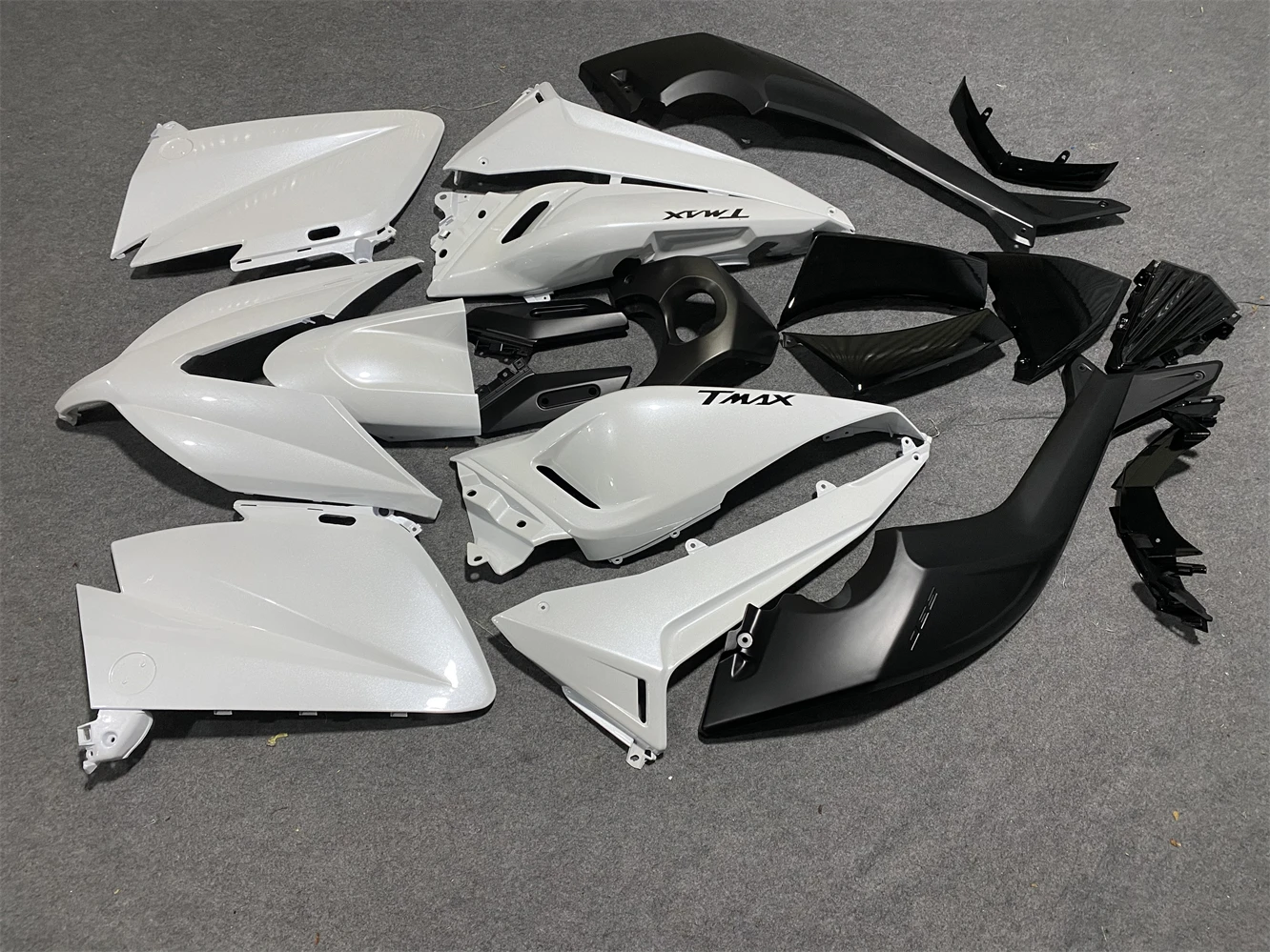 Фото Весь комплект обтекателей для 2015-2016 TMAX 530 YAMAHA 15 16 TMAX-530 100% инъекционный ABS ремонт кузова дорожный спортивный кузов мотоцикла №2
