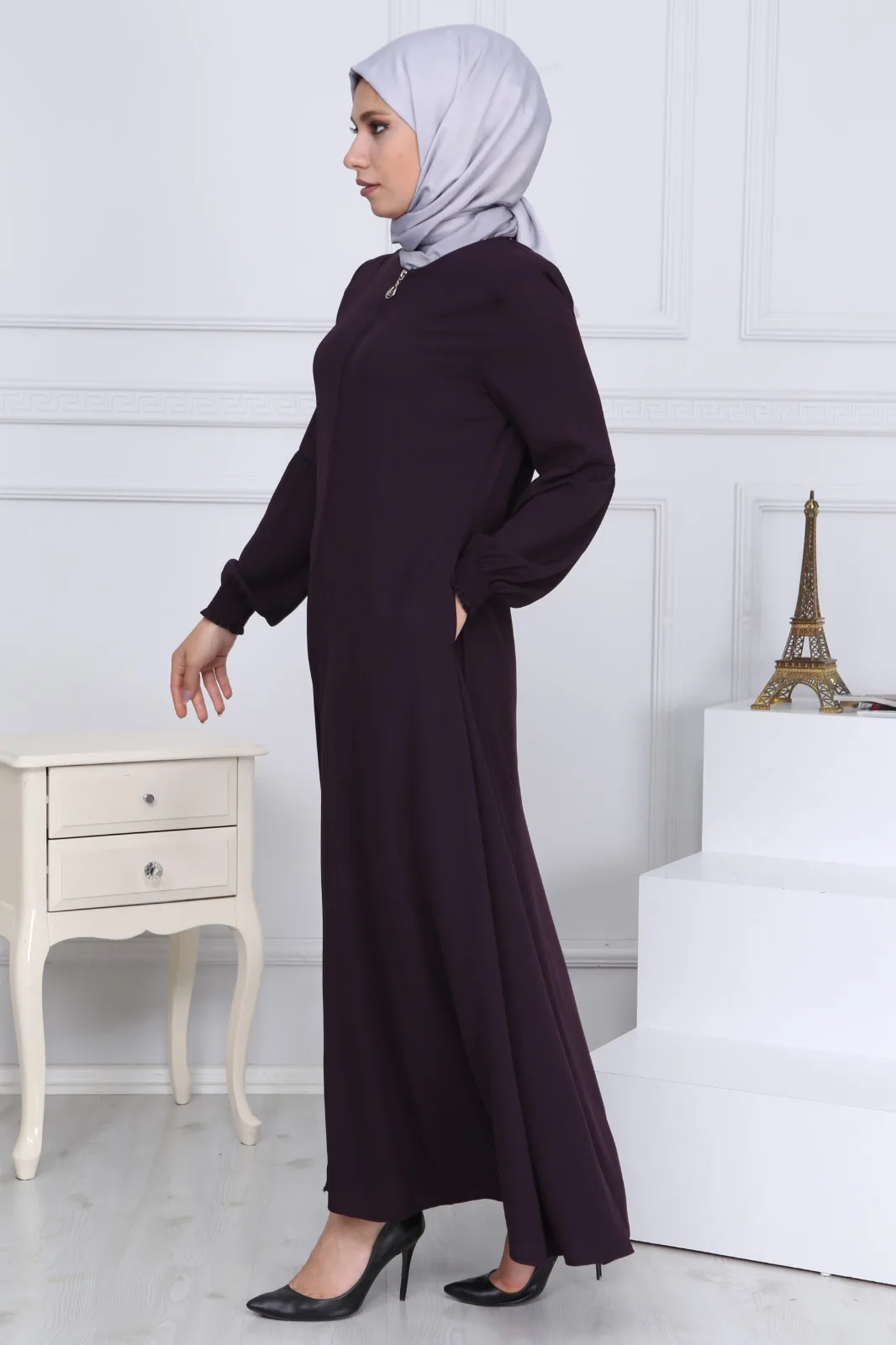 

ZIPPERED FERACE PURPLE MC2001