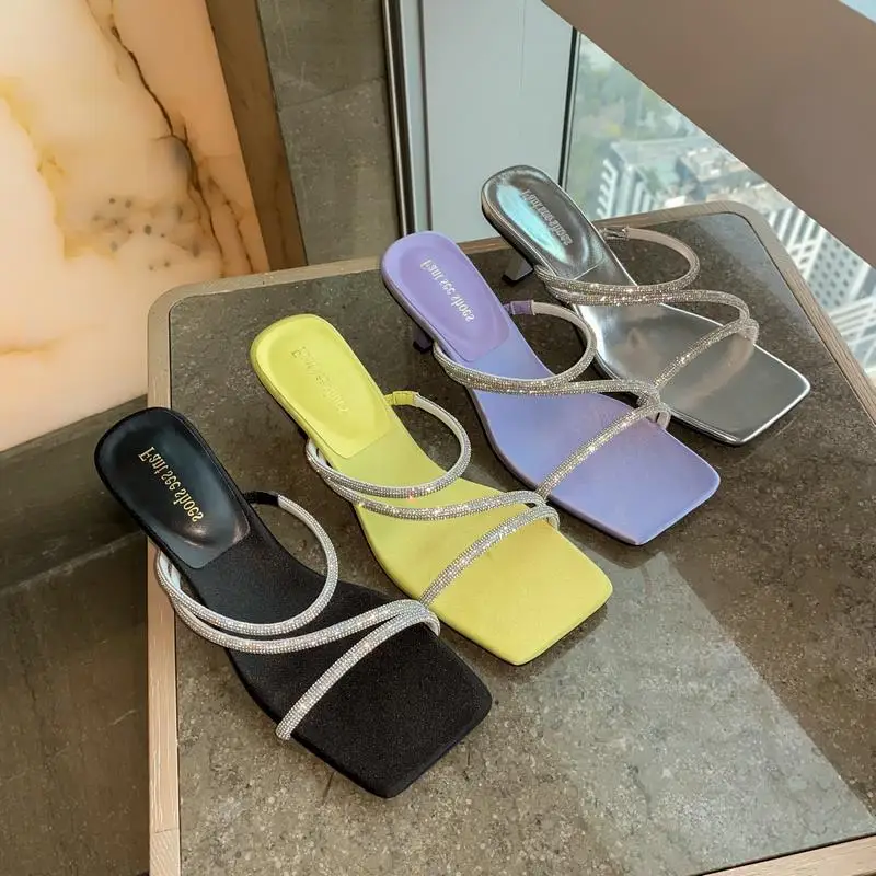 

Туфли-тапочки из искусственной кожи на высоком каблуке