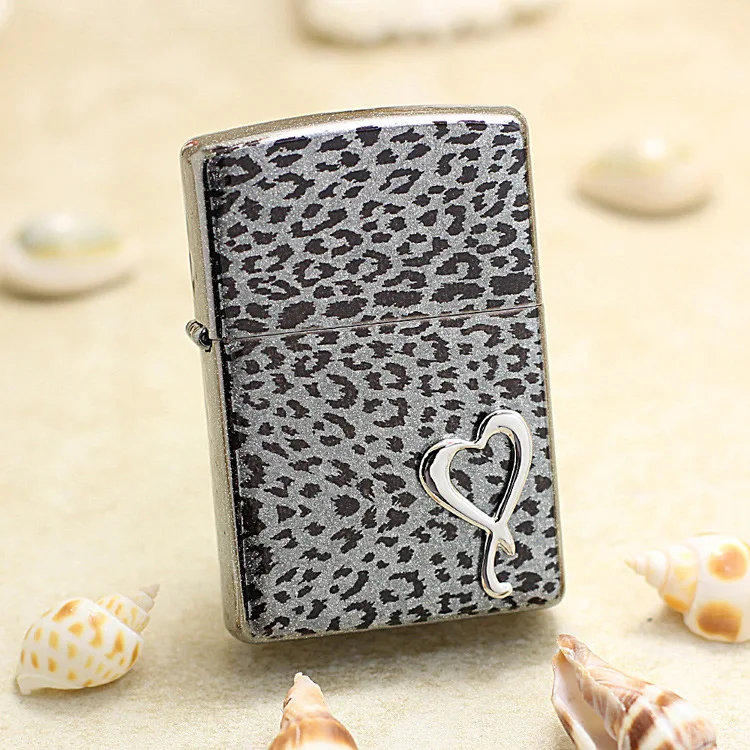 

Оригинальная зажигалка Zippo, медная ветрозащитная керосиновая зажигалка с леопардовым принтом в виде дикого сердца, подарок, защита от подде...