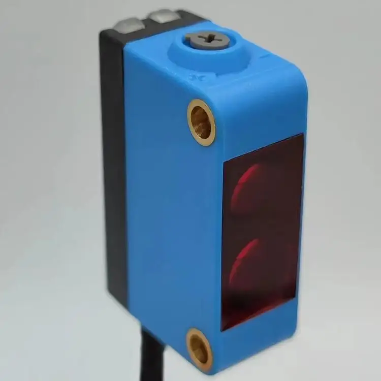 Photoelectric sensor High-quality photoelectric sensor for product inspection on the production line