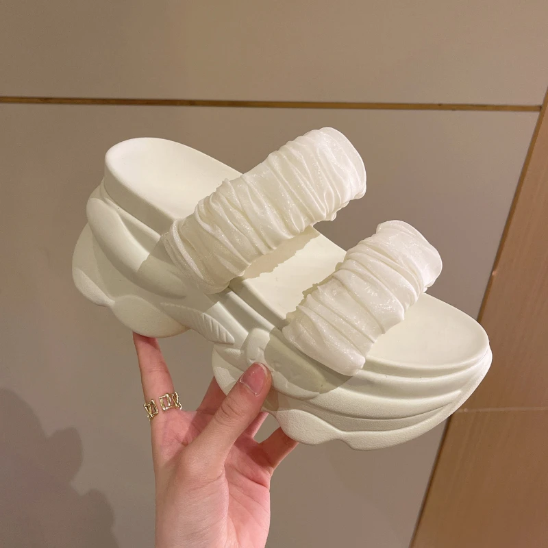 Summer Thick Sole Platform Women's Sandals New Fold Elevated Solid Pine Cake Sole Wearing Women's Sandals and Slippers Outside