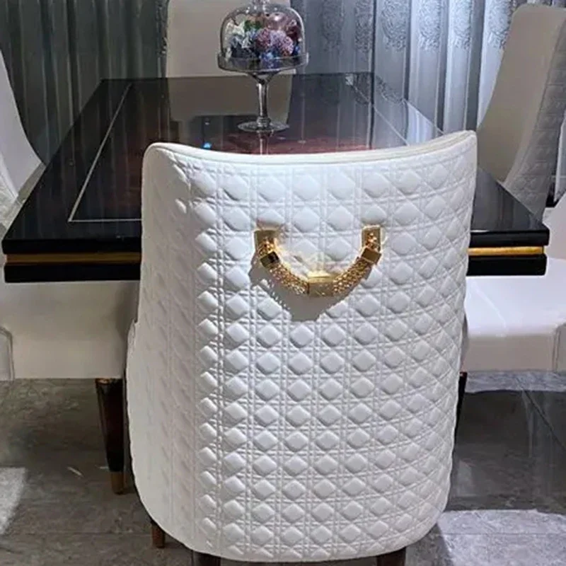 Рисунок 4 - Роскошный итальянский обеденный стол