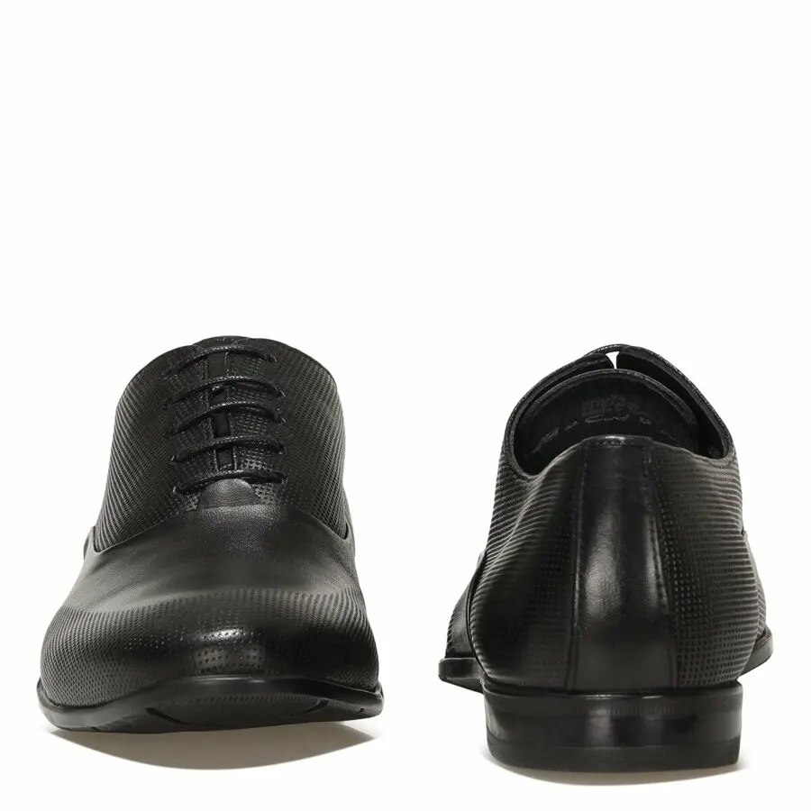 

Men Casual Shoes