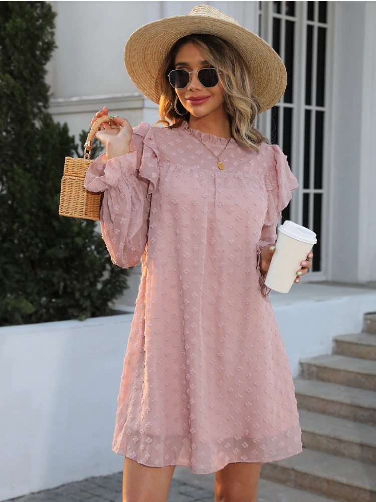 

Женское шифоновое мини-платье с длинным рукавом и оборками на краях