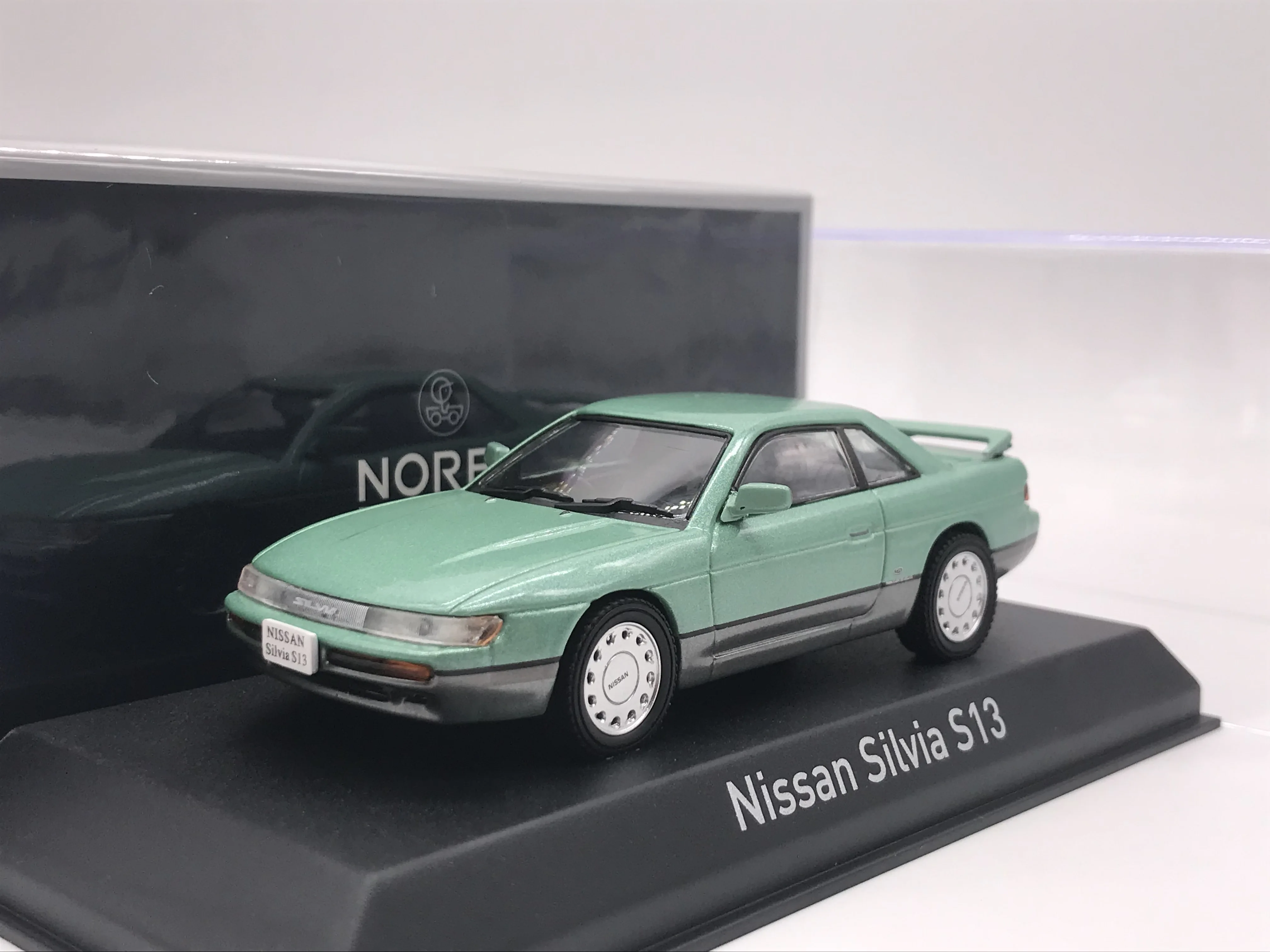 

NOREV 1/43 NISSAN Silvia S13 Alloy Car Model