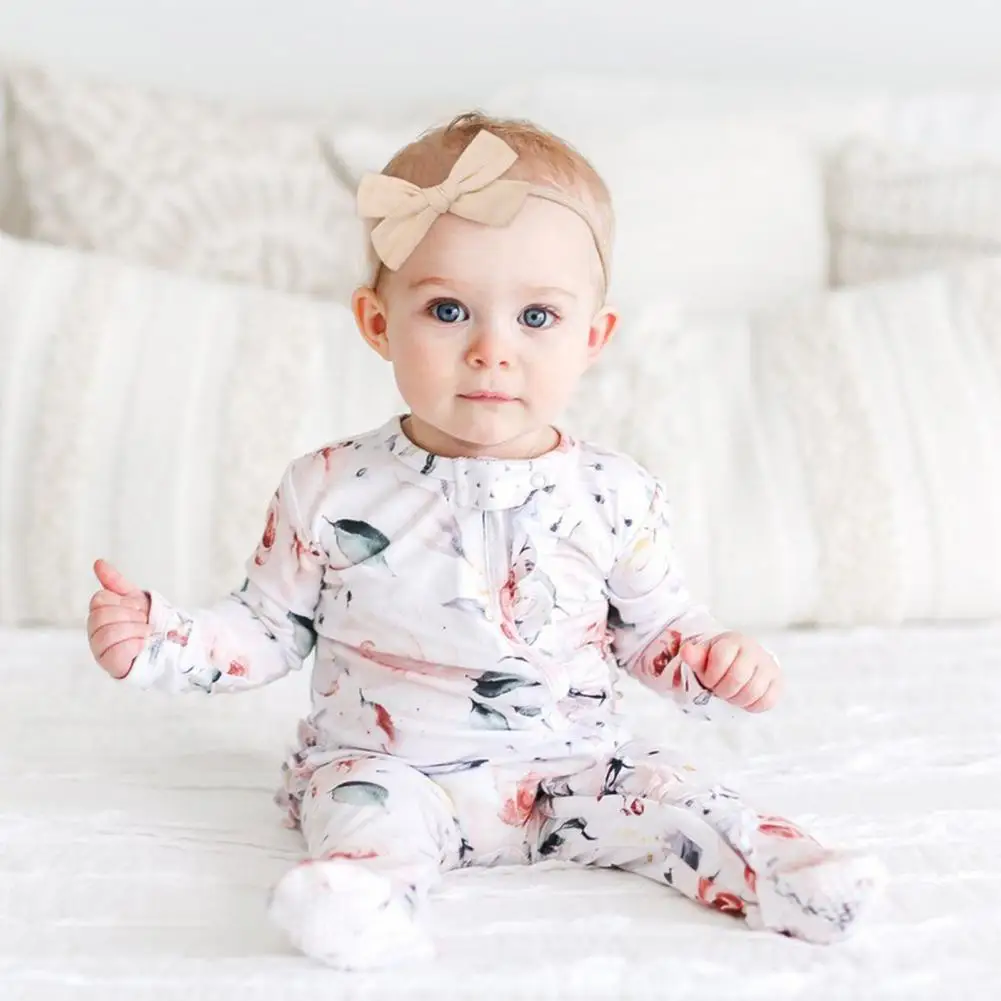 

Красивый легкий ободок с бантом