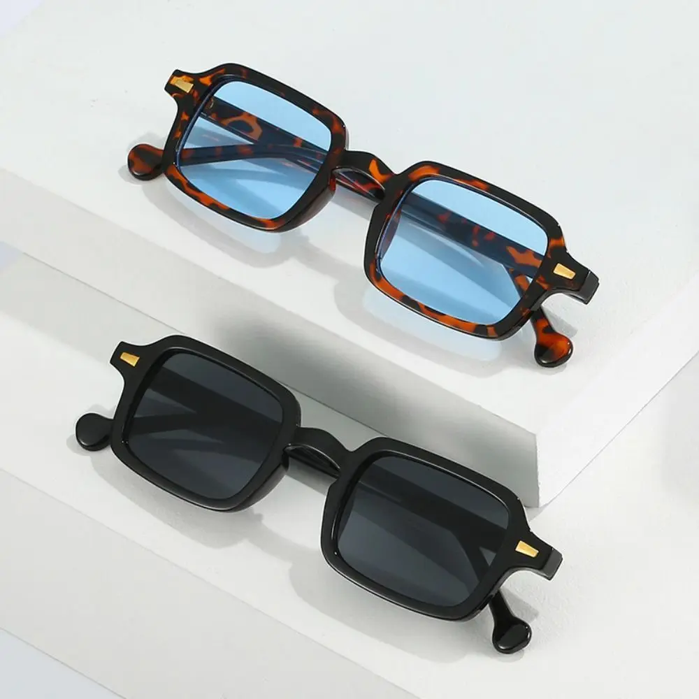 

Солнцезащитные очки с заклепками UV400 для мужчин и женщин, модные квадратные аксессуары в стиле ретро, с градиентными линзами, с леопардовым принтом, синие
