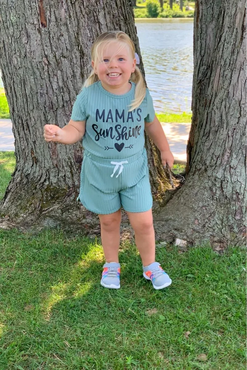 Детская спортивная одежда летний комплект из трех предметов хлопковый материал