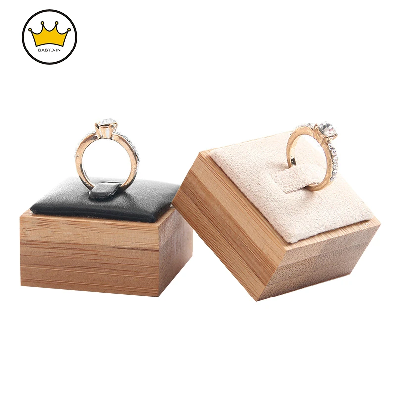 

Fashion Diamond Bague Storage Holder PU Clip Anillo Organizer Prop Rack 1Pc Natural Bamboo Ring Jewelry Display Stand