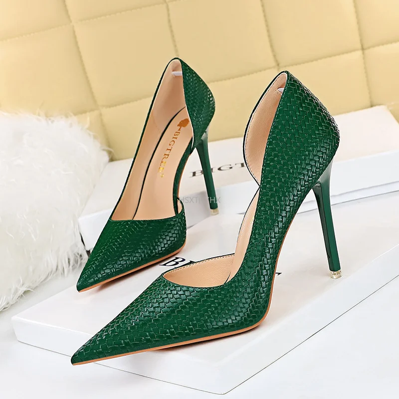 

Women’s Shoes New Snake Pattern Women Pumps Sexy High Heels Party Shoes Stiletto Heels Wedding Shoes Large Size 43 Female Shoes
