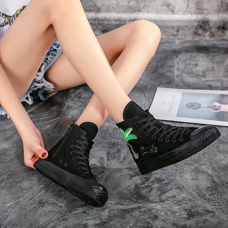 

Handmade custom embroidery short tube canvas shoes zipper embroidery shoes ultra short tube women's shoes 35-43