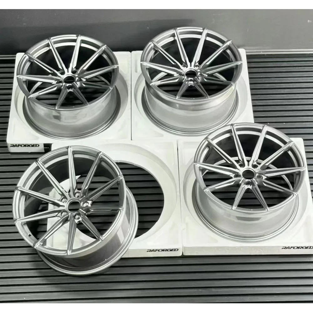 Пользовательские 5X108 5x100 5x112 5x120 5x114.3 Кованые диски для пассажирских автомобилей