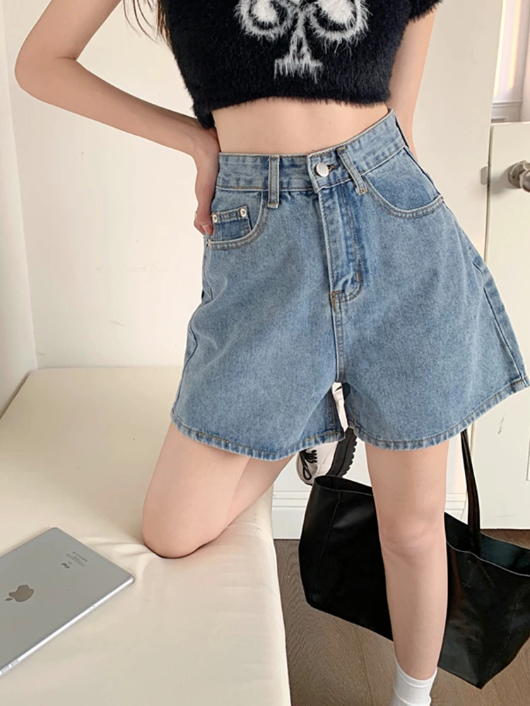 New Streetwear Women Retro High Waist Loose Blue Denim Shorts Spring Summer Female Wide Leg Jeans Shorts Bottoms