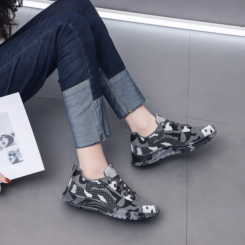 2023 New Men's and Women's Sports Shoes Men's Fashion Camouflage Sports Running Shoes Couples Outdoor Walking Shoes