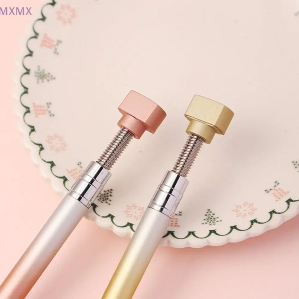 Фото Многофункциональная ручка для алмазной вышивки 5D DIY: восковая ручка с вращающимся механизмом, эргономичной рукояткой и сменными насадками для точечной проработки №4