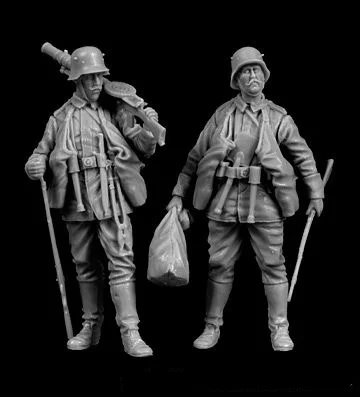 

1/35 Scale Die-cast Resin Suit Model Assembly Kit Diorama Assembly Model Unpainted