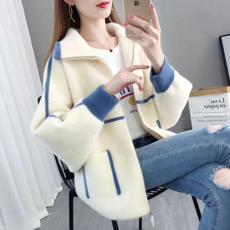 

2023 Autumn Winter New Women's Short Coat Mink fleece Sweater Cardigan Women Korean Zipper Knitted Jacket Overcoat Abrigo Mujer