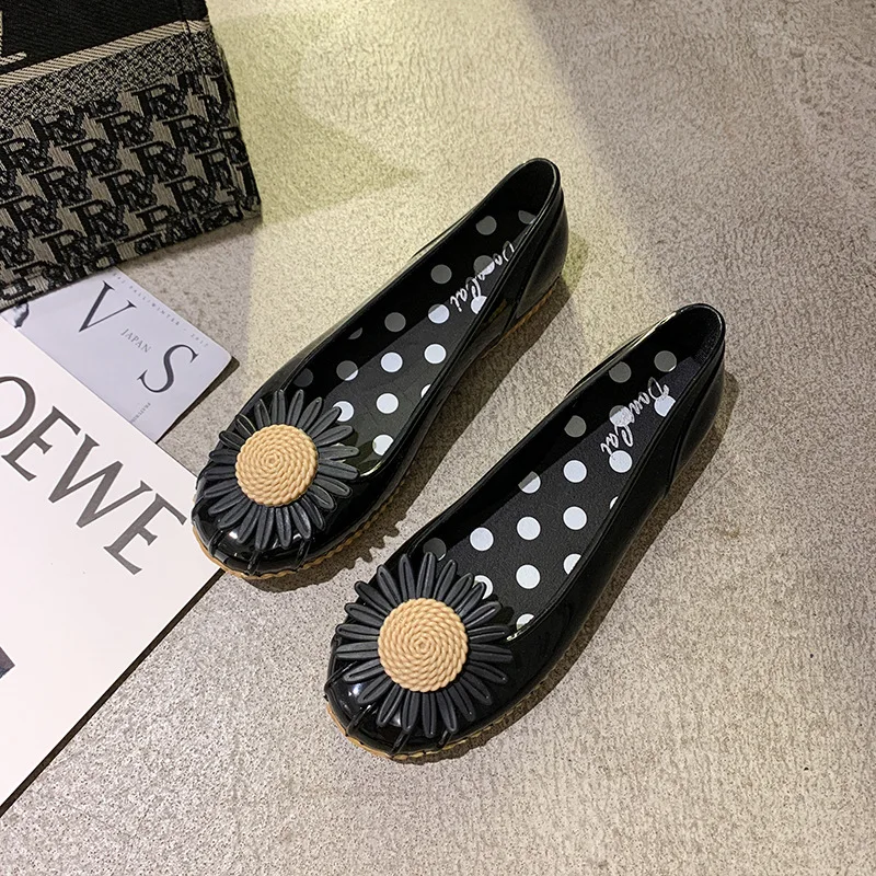 Women Flats Fashion Lightness New Design Flat Shoes Casual Colorful PVC Waterproof Shoes Flower Soft Vacation Women galoshes