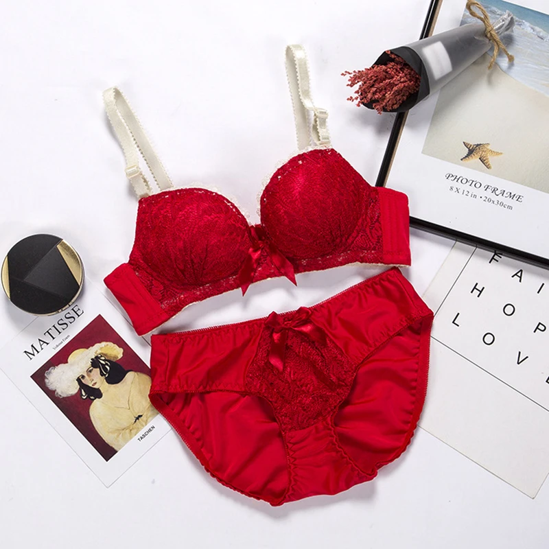 Бюстгальтер-Бралетт женский без косточек с эффектом пуш-ап |