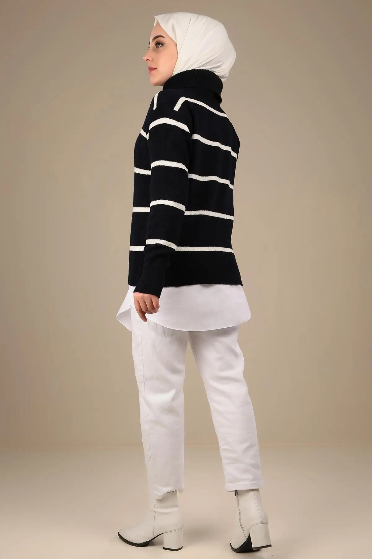 

Fishing Striped Collar Sweater Women Muslim Sweater