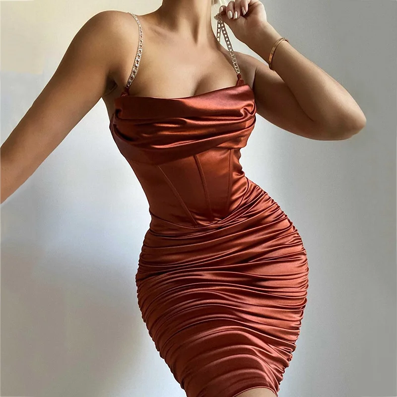 

Женское Платье, новинка 2023, привлекательное атласное плиссированное Платье средней длины на бретелях с рисунком рыбьей кости, Женское Плат...