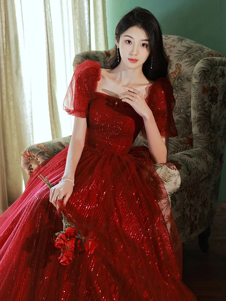 

2022 New Burgundy Evening Dresses Retro Square Collar Puff Short Sleeve Slim Lace Up Prom Gowns Tulle Sequin Catwalk Costumes