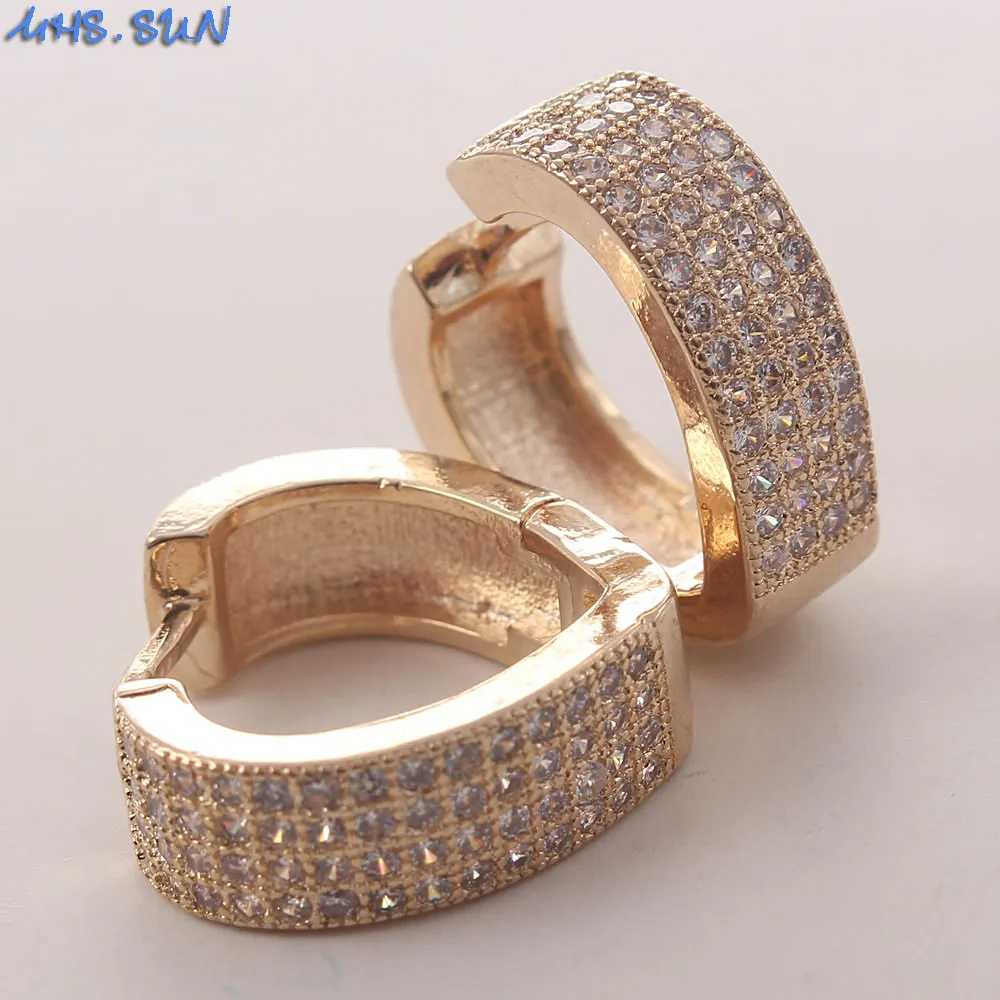 

SUNSLL Trendy Inlaid Multiple Colors Zircon Fashion Heart Hoop Earrings Exquisite Jewelry For Women Girls Party Gift 1Pair