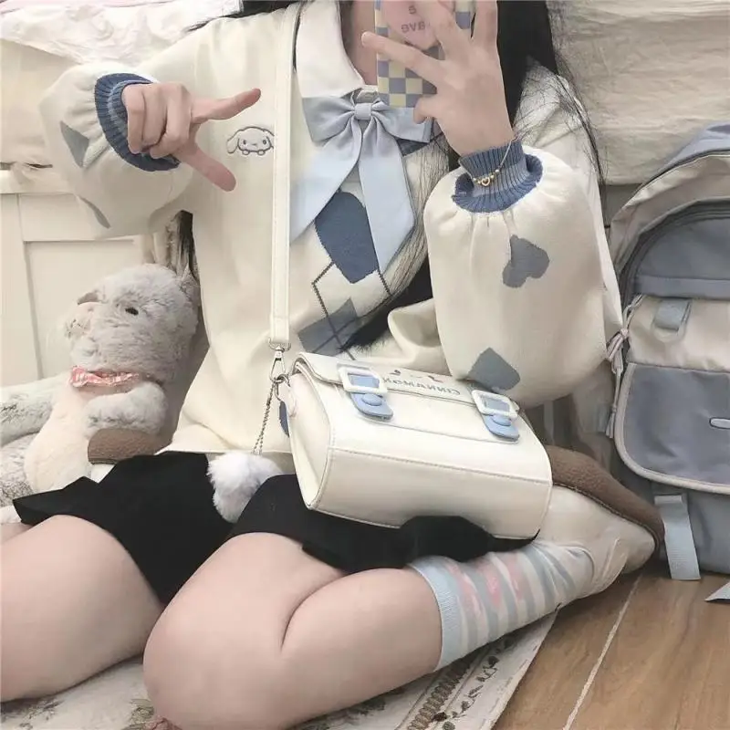 Свитер с вышивкой в стиле аниме Sanrio Cinnamoroll кавайный осенне-зимний мягкий удобный