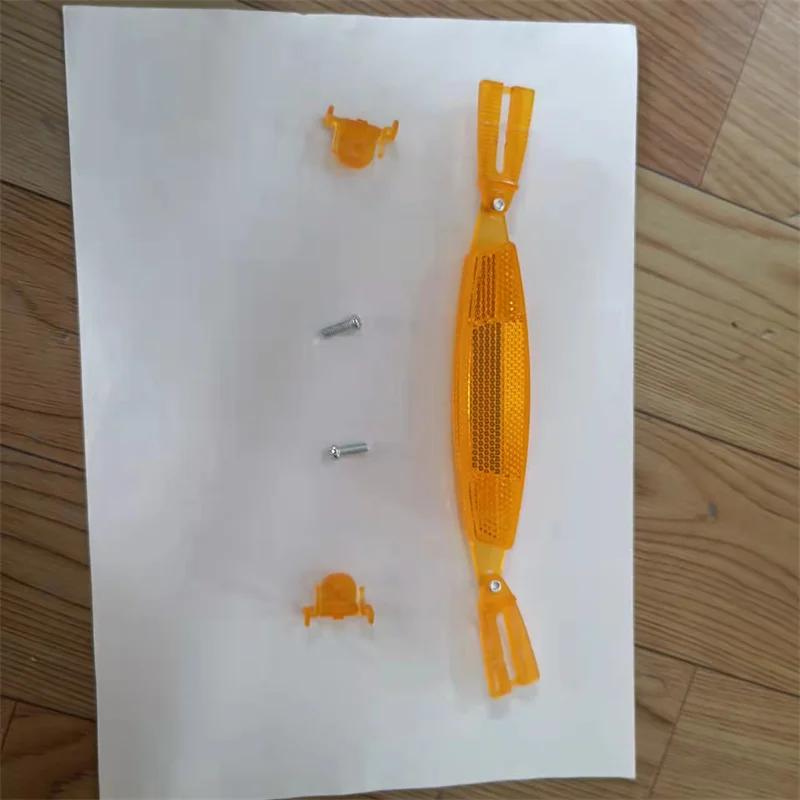 Задняя велосипедная отражающая пластина