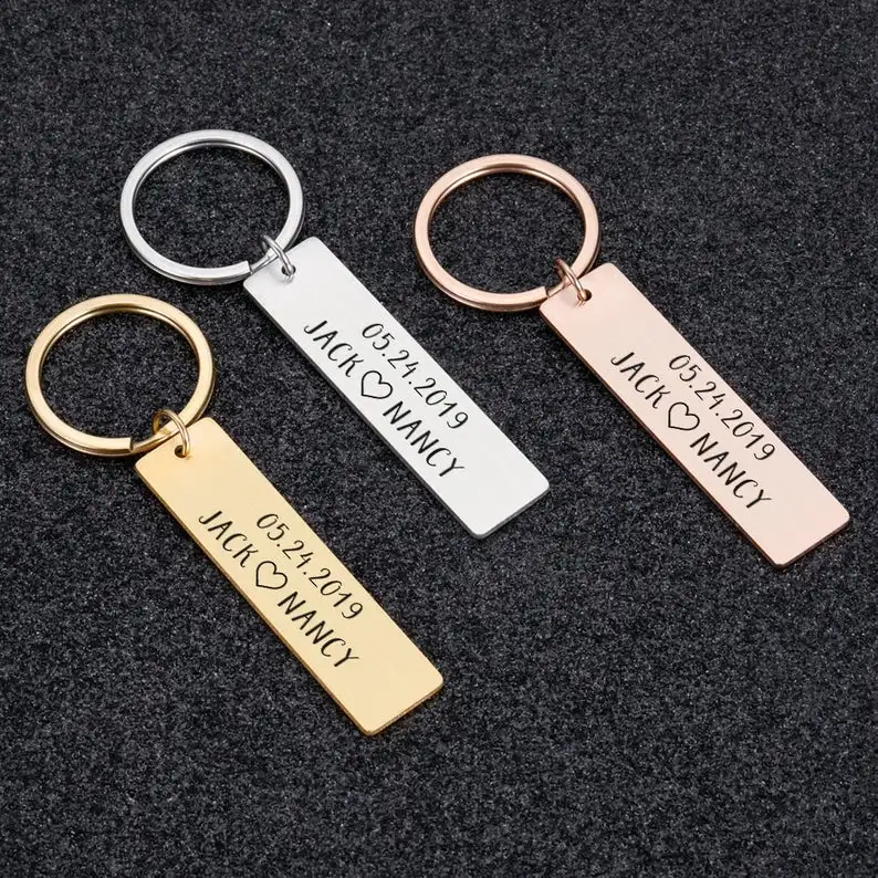 

Engraved Couples Keychain Customized Name and Date Romantic Lover's Anniversary Key Chain Stainless Steel Keyring Girlfriend Boy