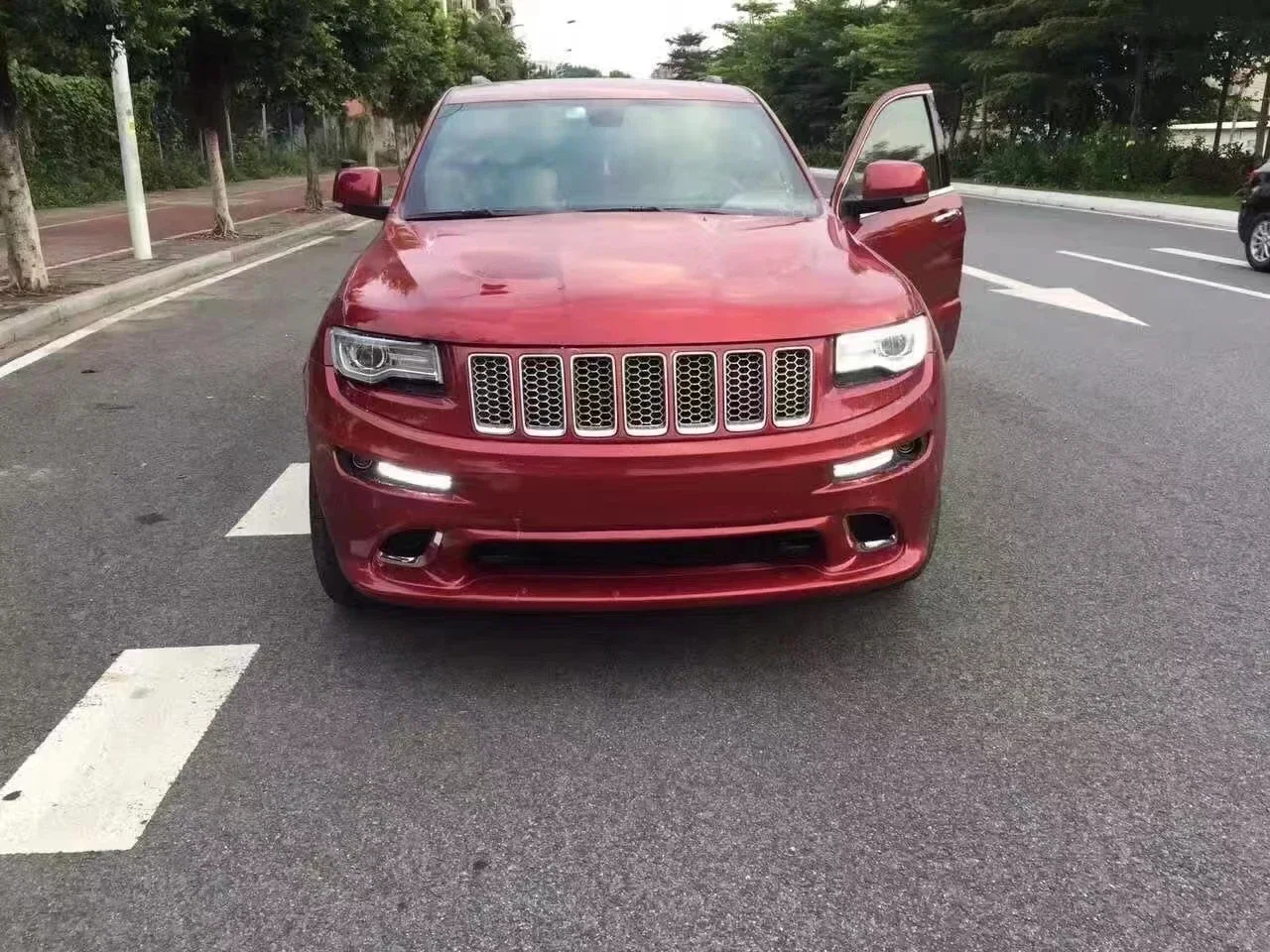 JEEP Grand Cherokee SRT8 Big Surround 11-20 Cut SRT Передние и задние стержни Крышка машины Колесо Брови