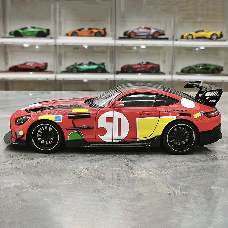 Фото Коллекционные модели автомобилей Minichamps 1:18 для GT BLACK из сплава, для коллекционирования и демонстрации. №2